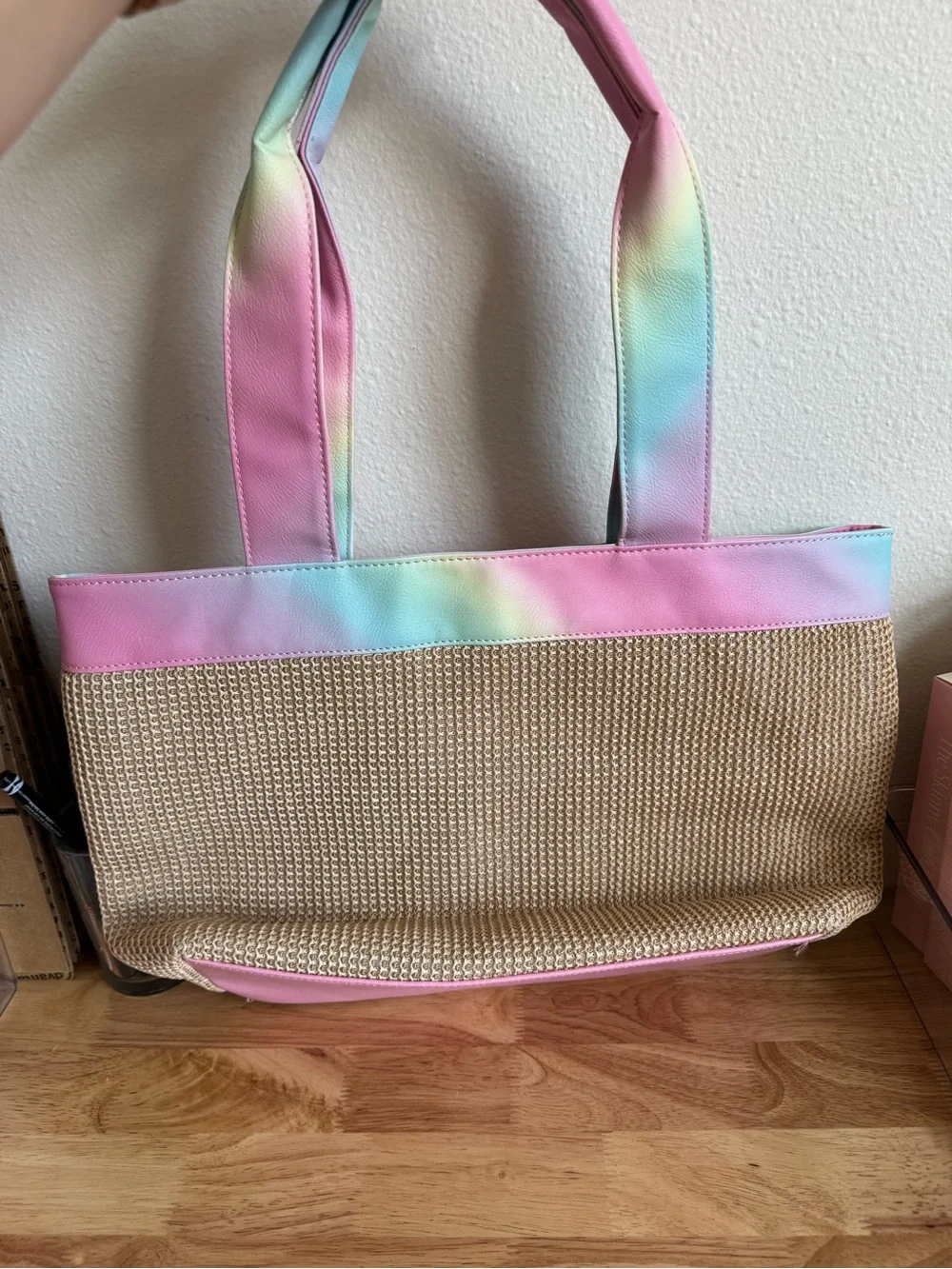 OMG Accessories BEACH woven tote bag.